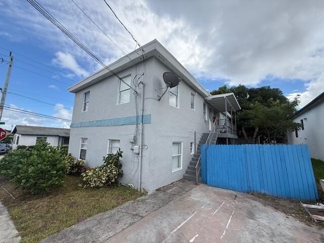 1913 Division Ave #201 - Photo 5 of 24