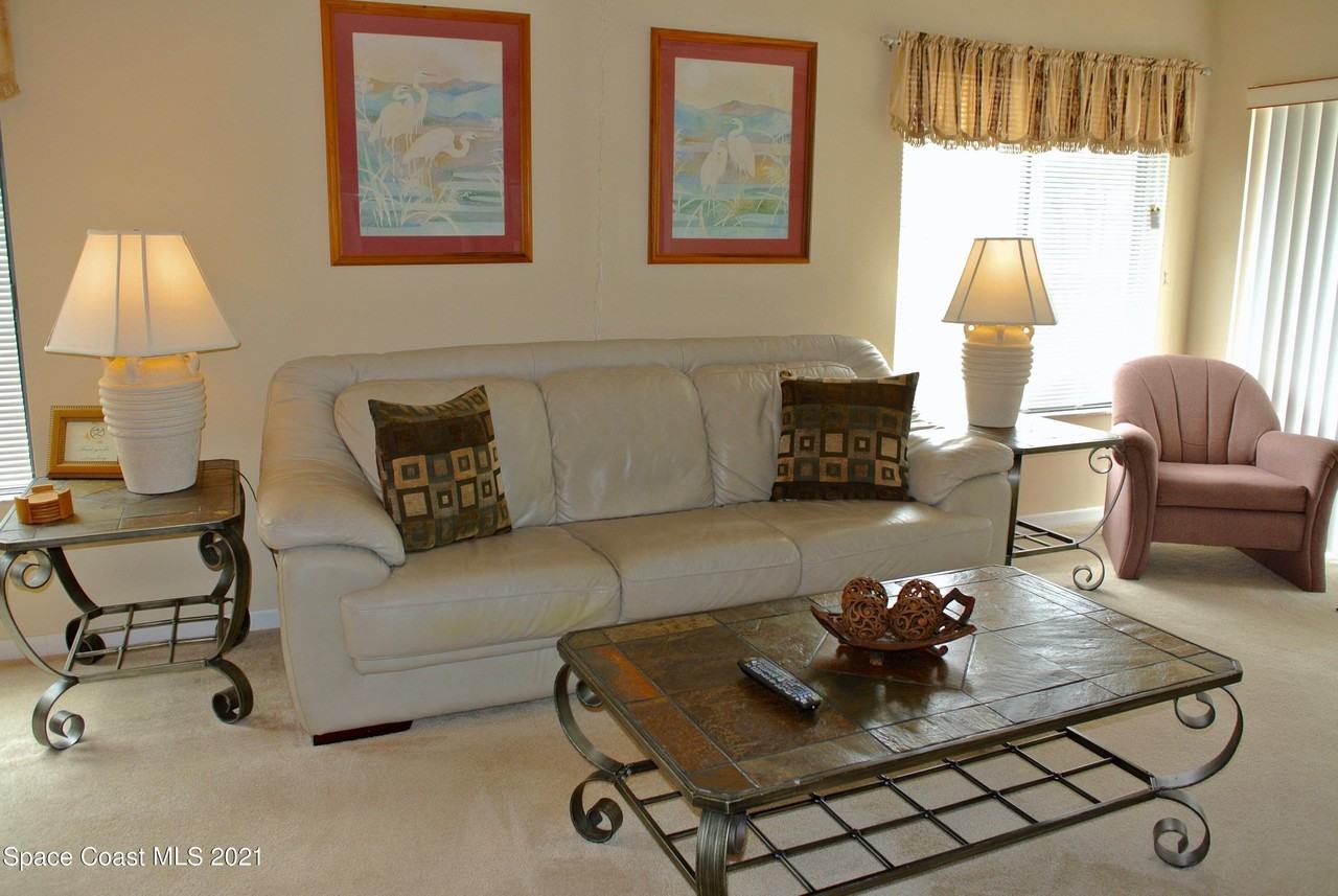 537 Taylor Ave Unit B #B - Photo 3 of 11