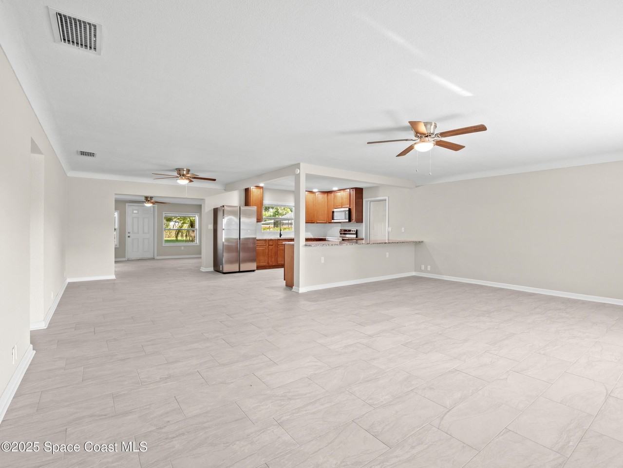 7740 Pine Lake Drive - Photo 3 of 23