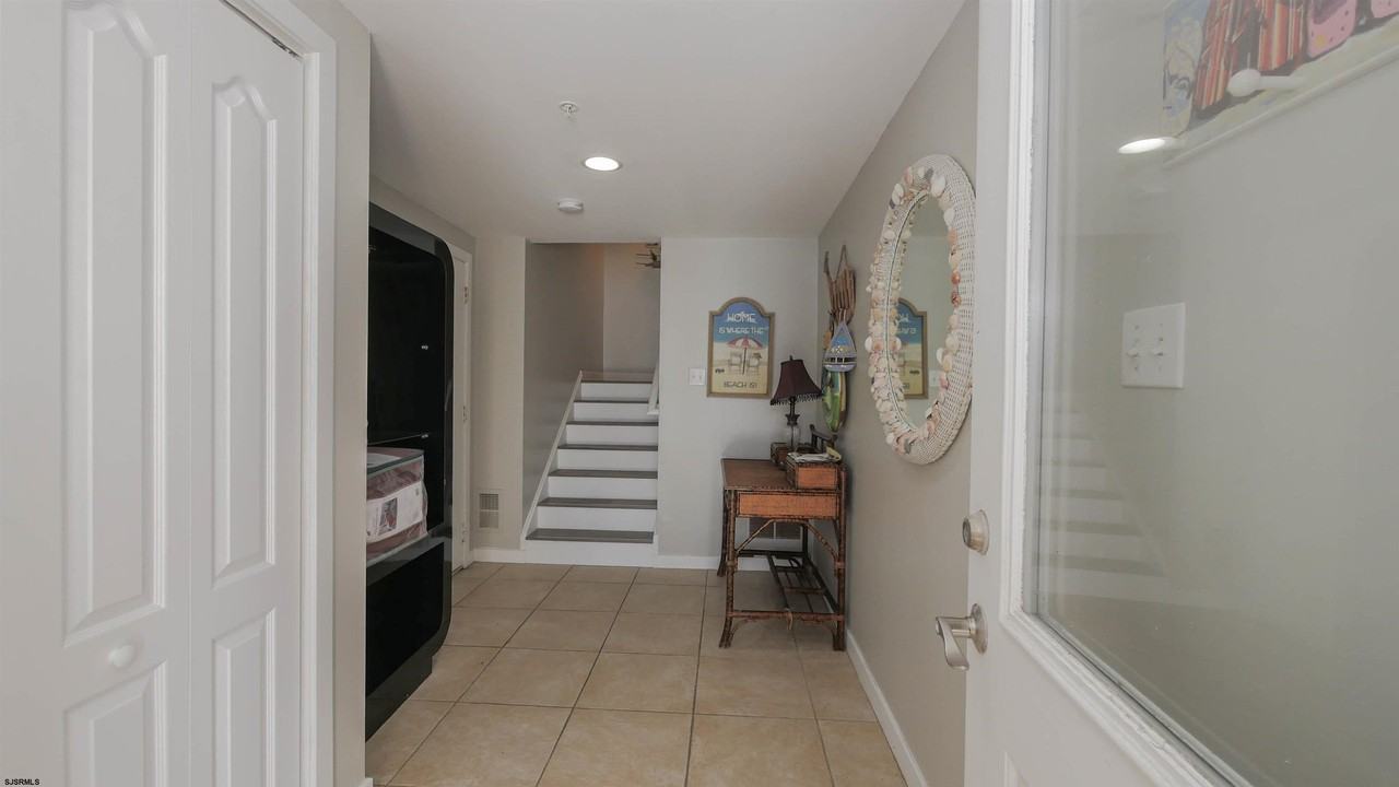 137 S Berkley Sq - Photo 3 of 42