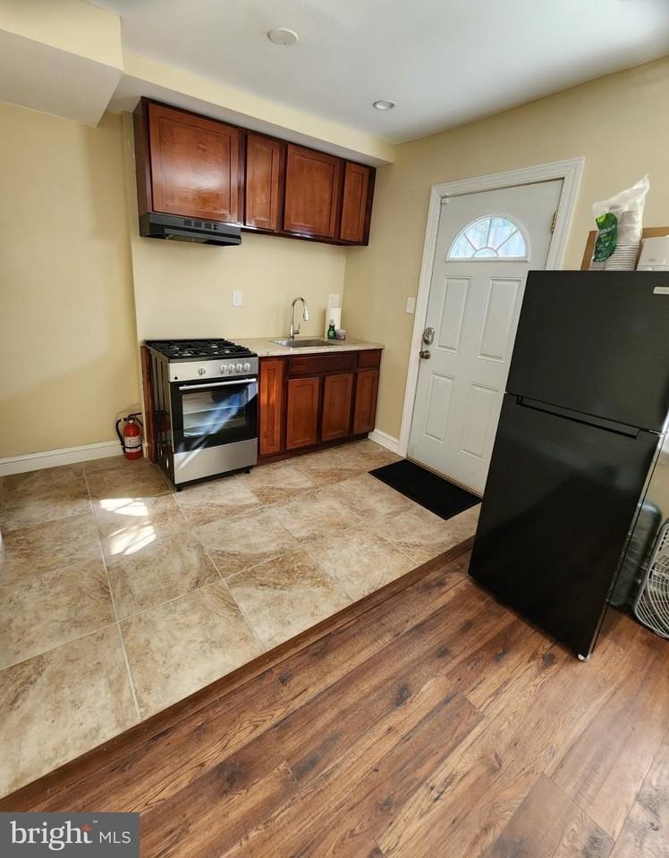 2330 14th Pl Se - Photo 4 of 21