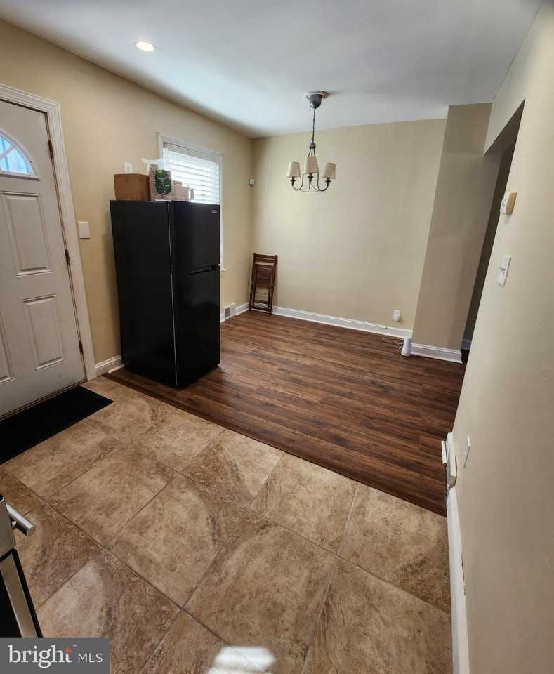 2330 14th Pl Se - Photo 5 of 21