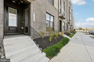 featured image of 2506 W Peninsula Dr