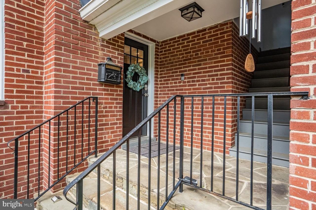 9701 Connecticut Ave - Photo 3 of 50