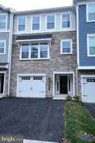 402 Sydney Ln - Photo 1 of 1