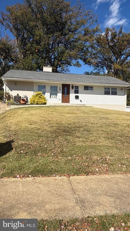 7308 Old Keene Mill Road - Photo 3 of 20