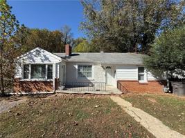 featured image of 1320 Miller St