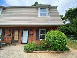 featured image of 331 Vineyard Park Ct