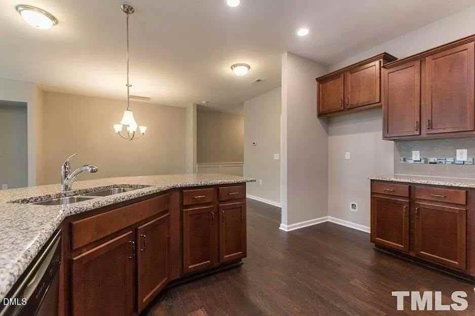 1142 Lookout Ridge Rd - Photo 5 of 21