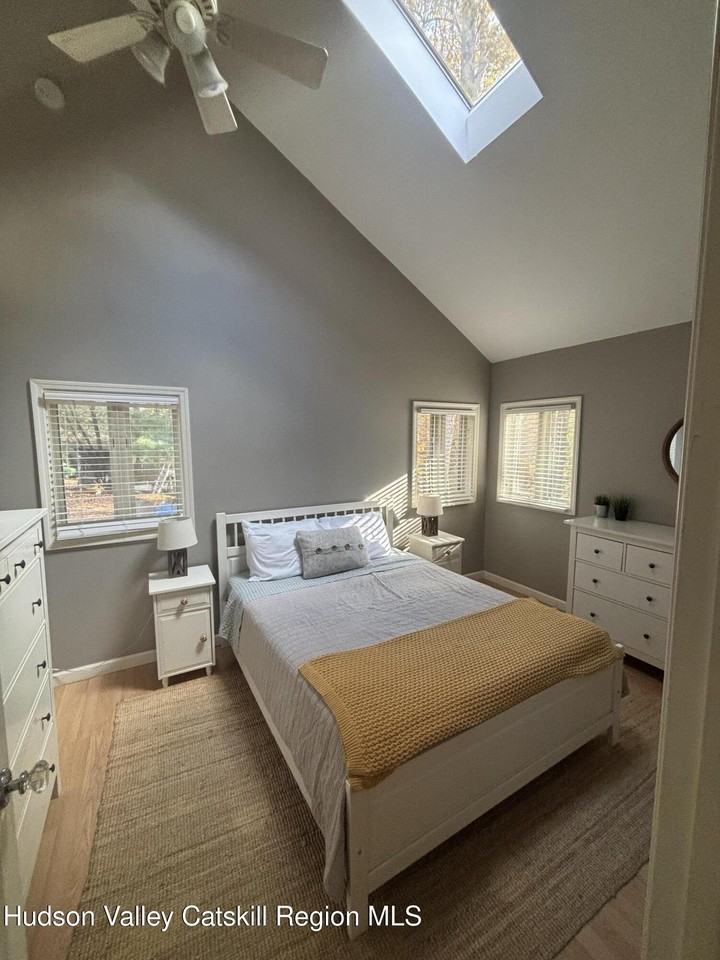 419 Sw Colony Rd - Photo 7 of 10