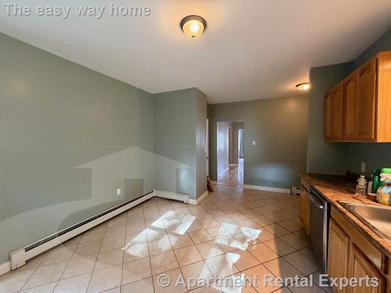 47 Main St #1 - Photo 3 of 13