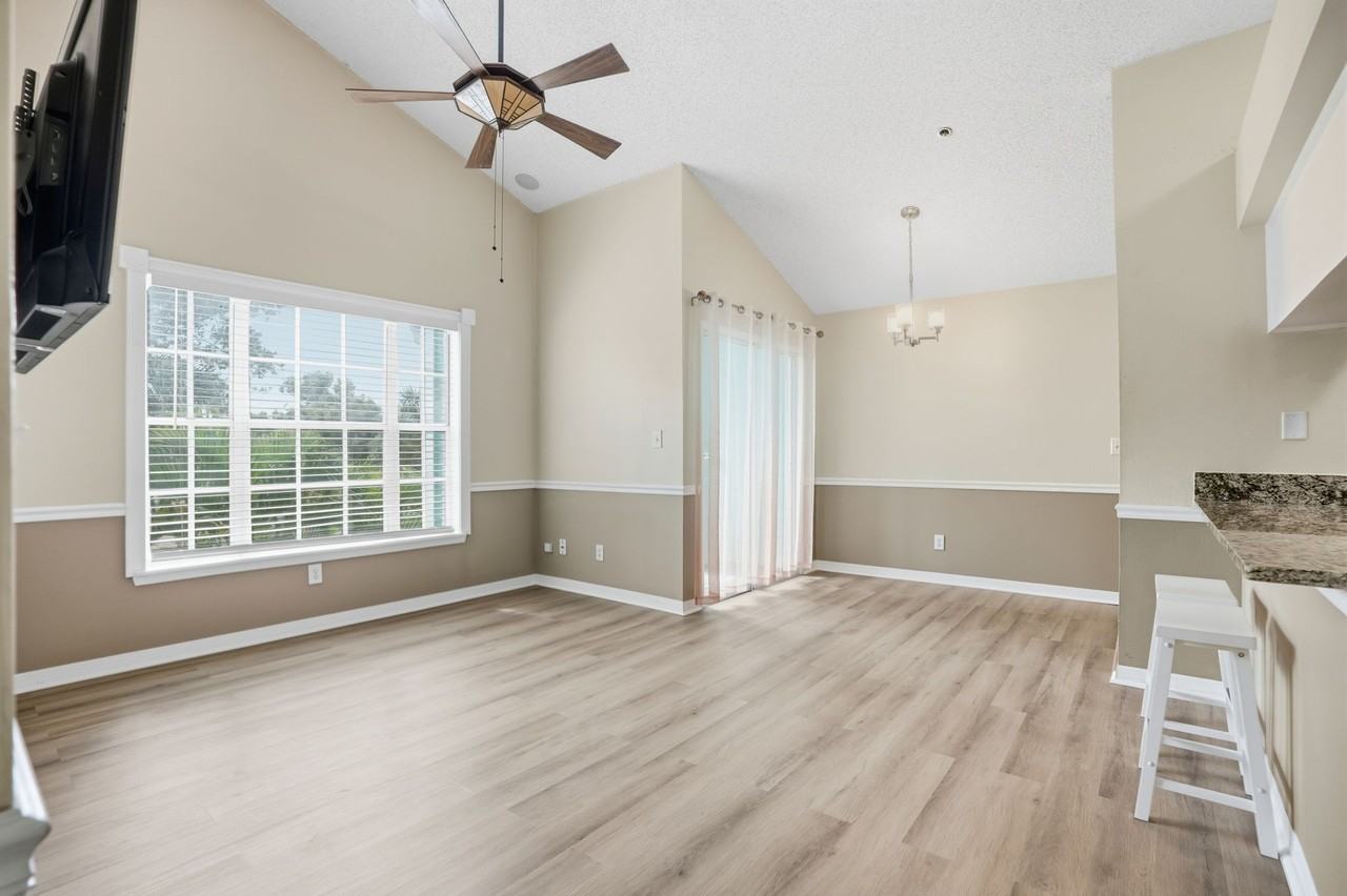 3002 W Cleveland St - Photo 7 of 26