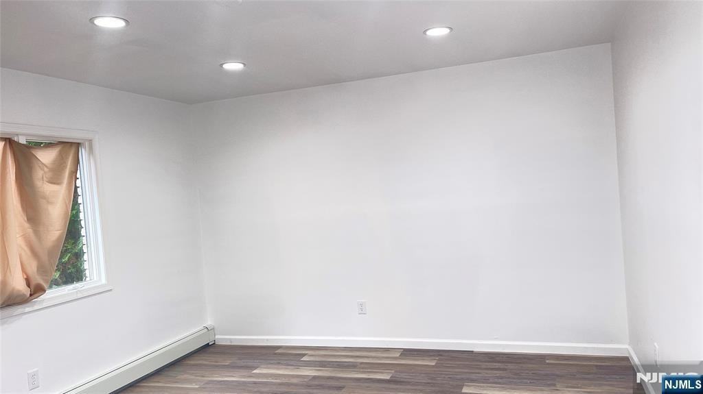 41 Hillcrest Ave - Photo 4 of 15