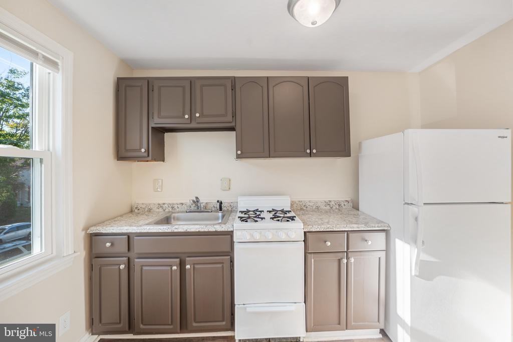 5424 Belle Vista Ave - Photo 6 of 21