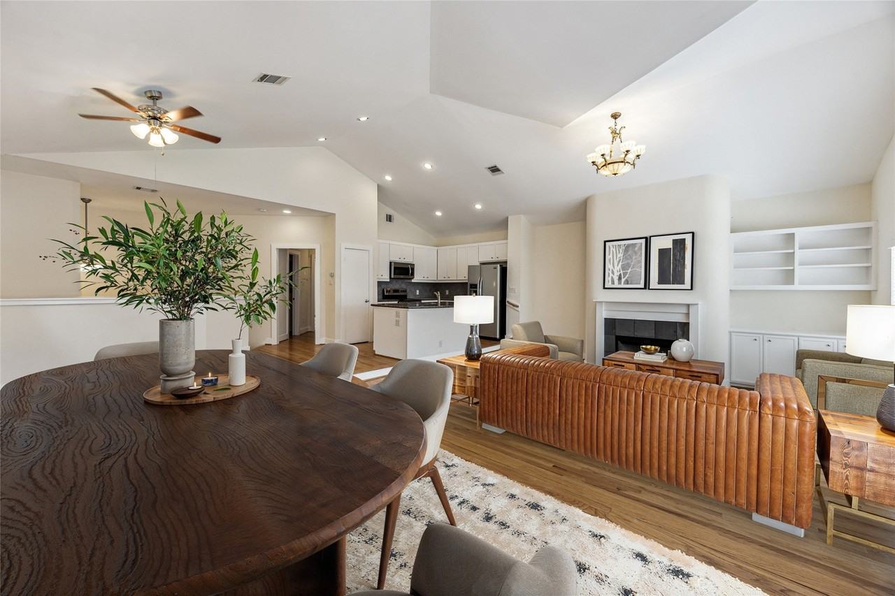 9829 Riddlelink - Photo 3 of 22