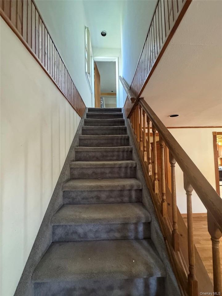 260 17th Street - Photo 6 of 10