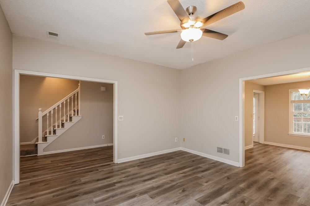 4834 Diggers Way - Photo 5 of 17