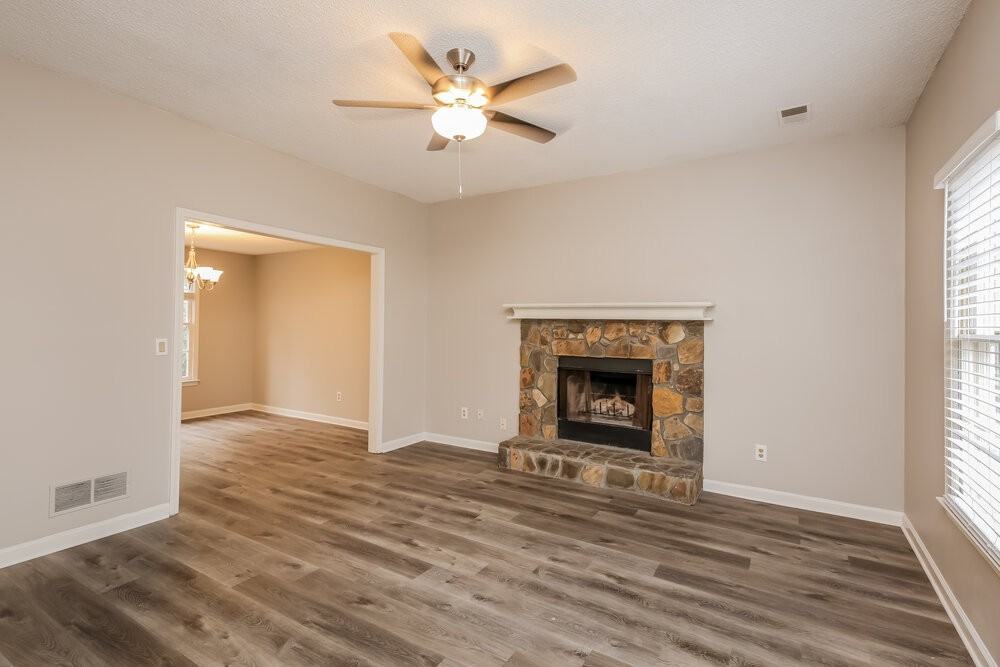 4834 Diggers Way - Photo 6 of 17