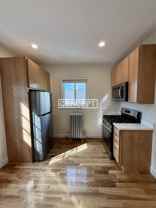 126 Chestnut St #2B - Photo 1 of 1