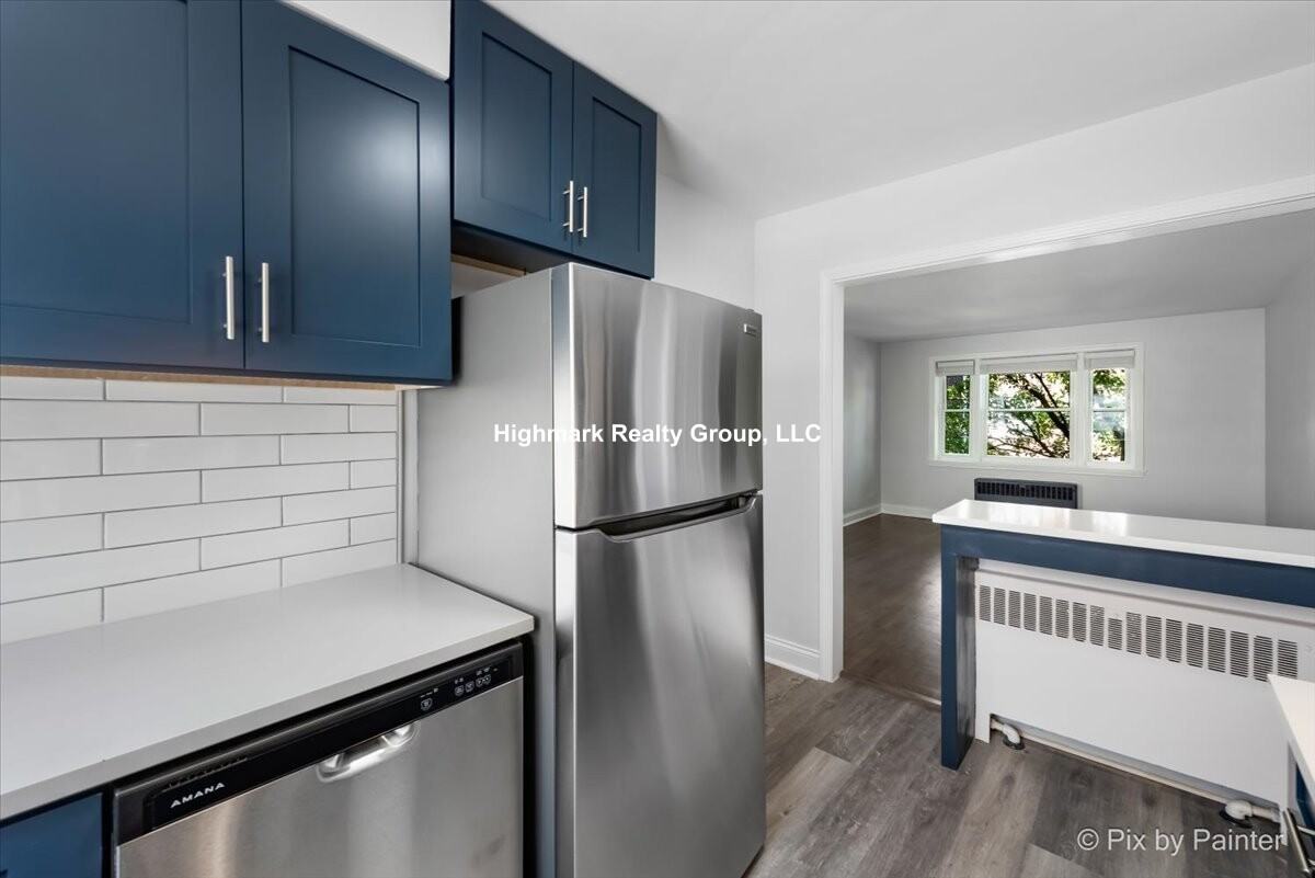 2735 W Berwyn Ave #3BA - Photo 2 of 13