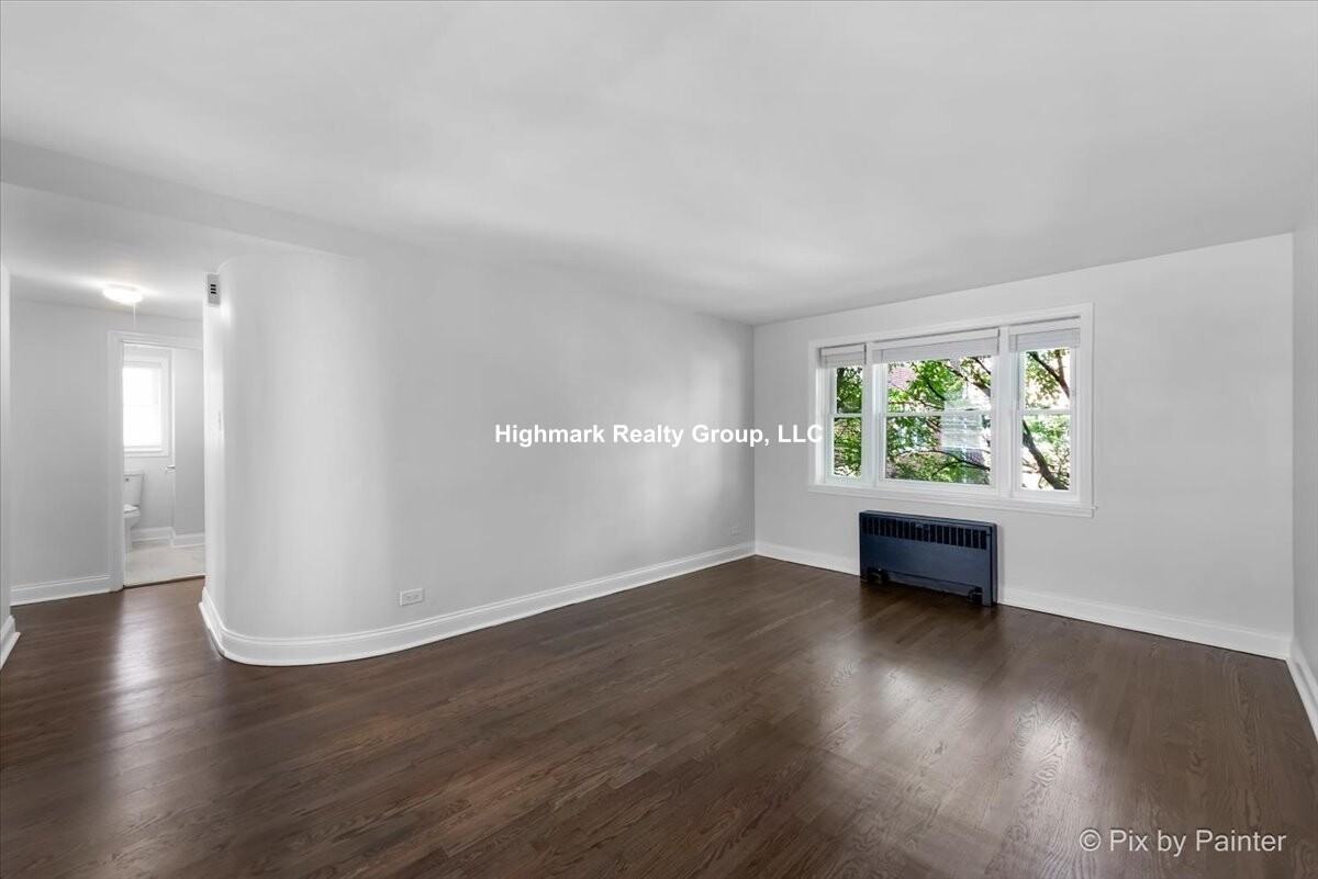 2735 W Berwyn Ave #3BA - Photo 4 of 13