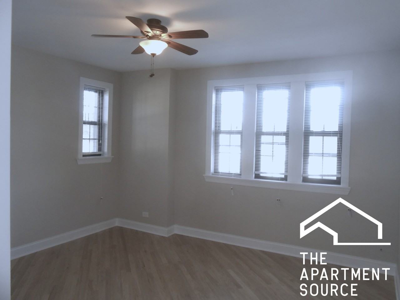 894A Green Bay Rd #01 - Photo 3 of 11