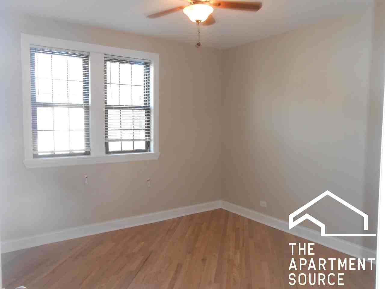 894A Green Bay Rd #01 - Photo 4 of 11