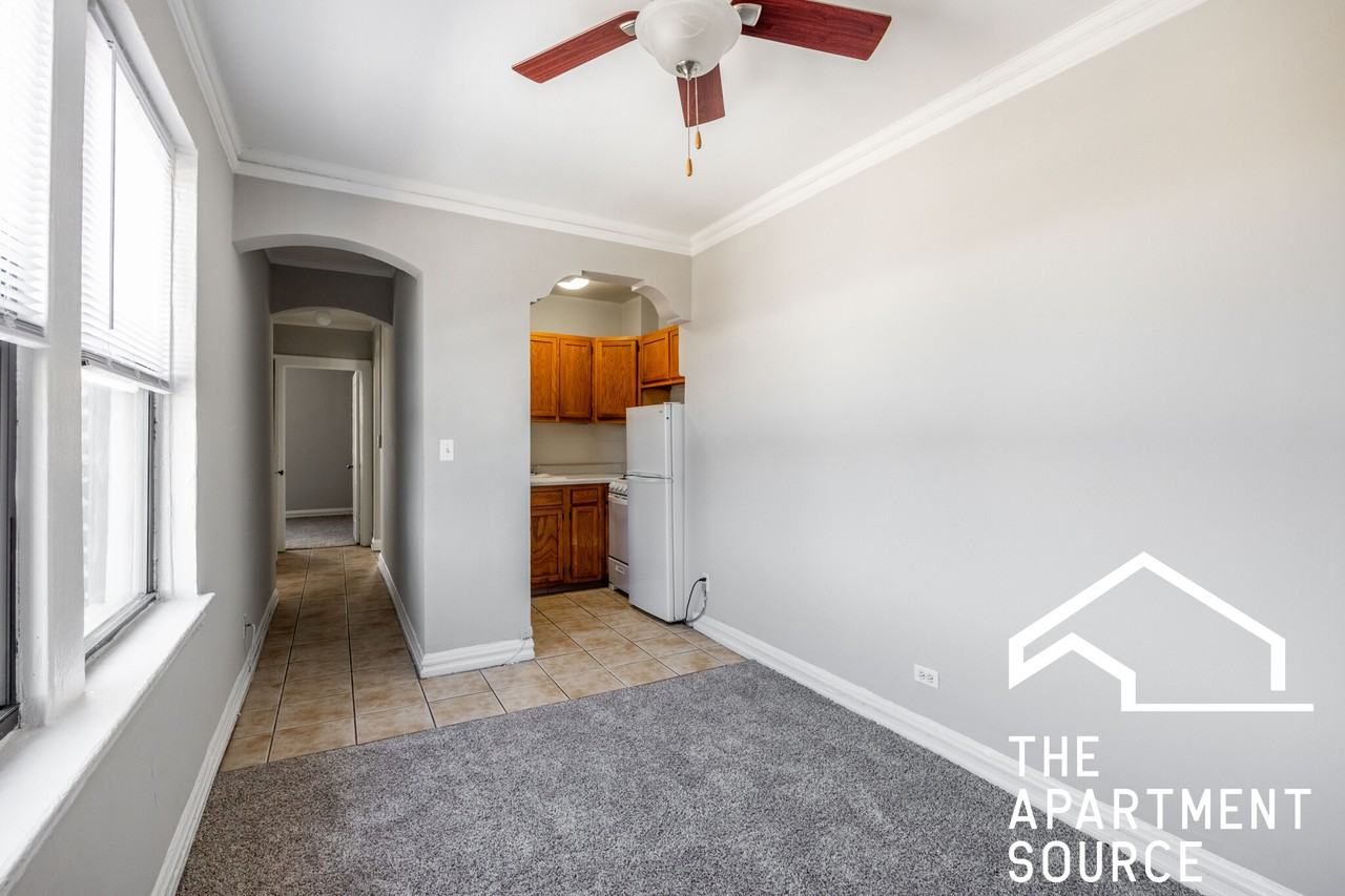 661 West Sheridan Road #801 - Photo 2 of 16