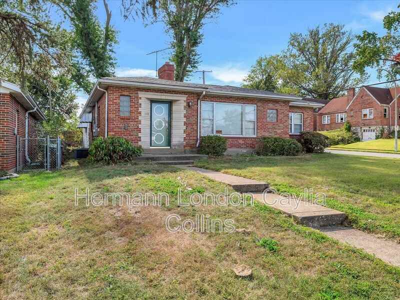 1648 Orchid Ave - Photo 2 of 21