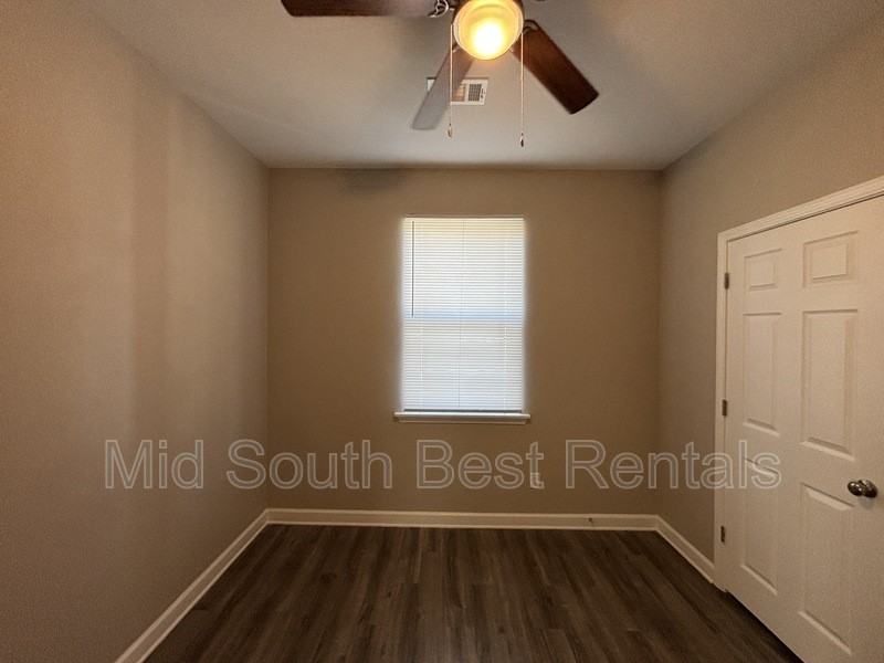 122 Pulaski Drive - Photo 6 of 14