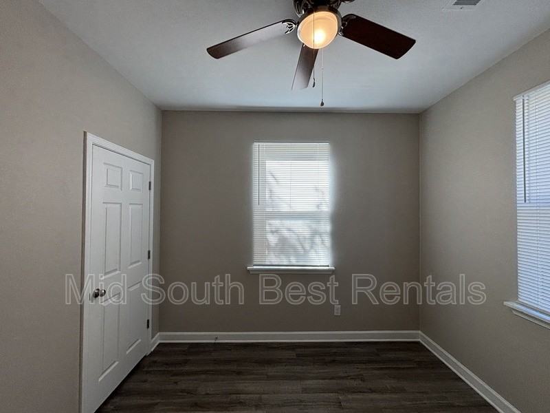 122 Pulaski Drive - Photo 7 of 14