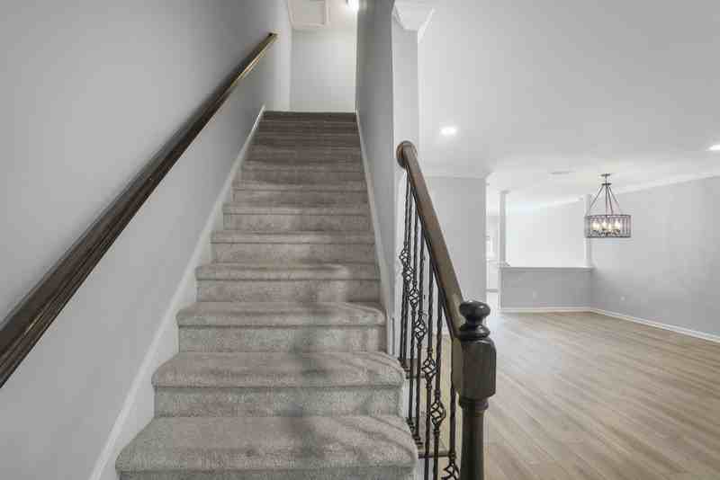 115 Winding River Dr #B - Photo 3 of 20