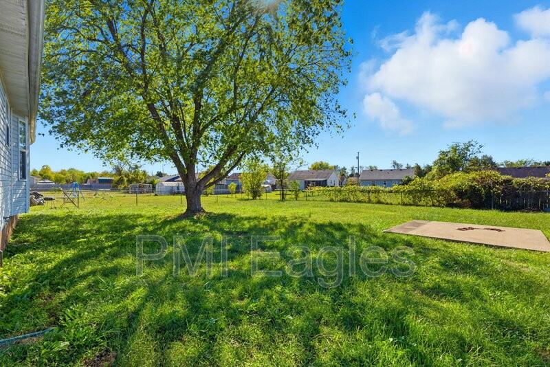 112 Waterford Drive - Photo 5 of 16