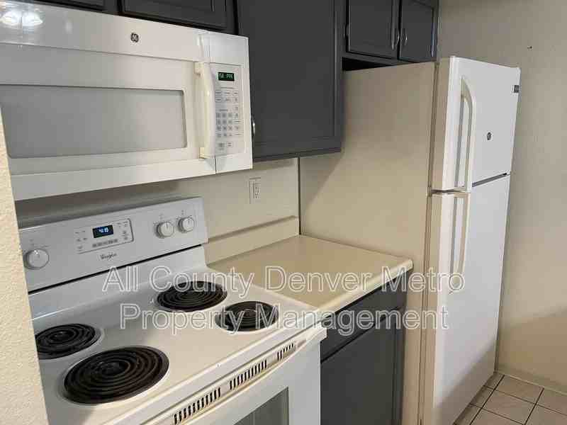 4292 S Salida Way #7 - Photo 2 of 12