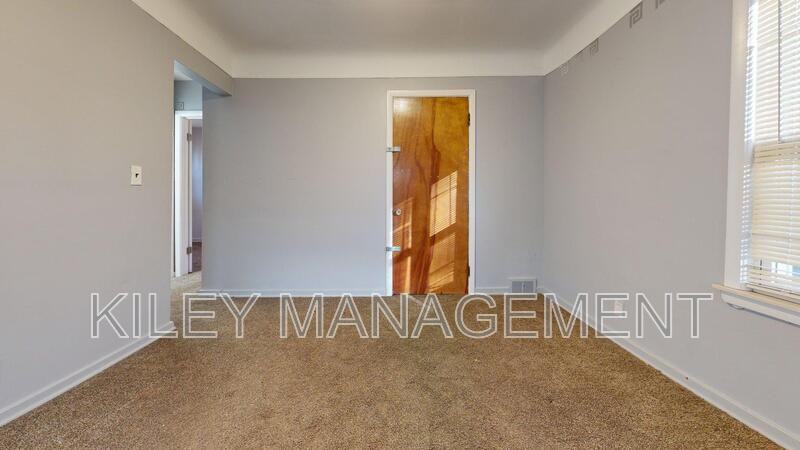 16894 Hubbell St - Photo 7 of 7