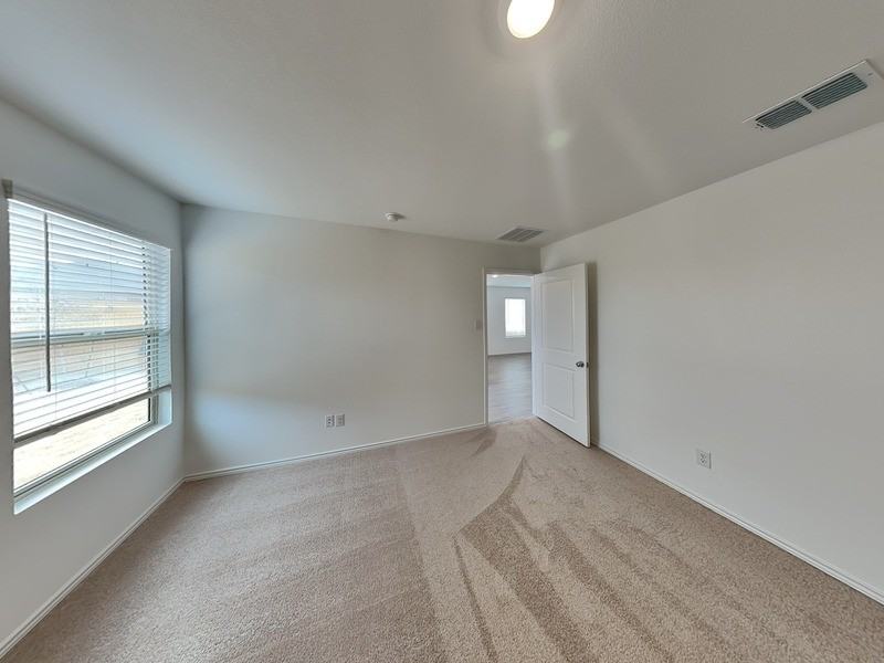 1105 Blazin Bronco Trl - Photo 7 of 16