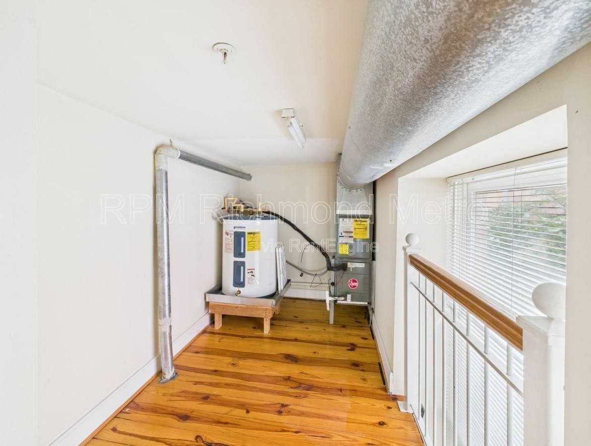 1321 1 2 E Main St #106 - Photo 2 of 10