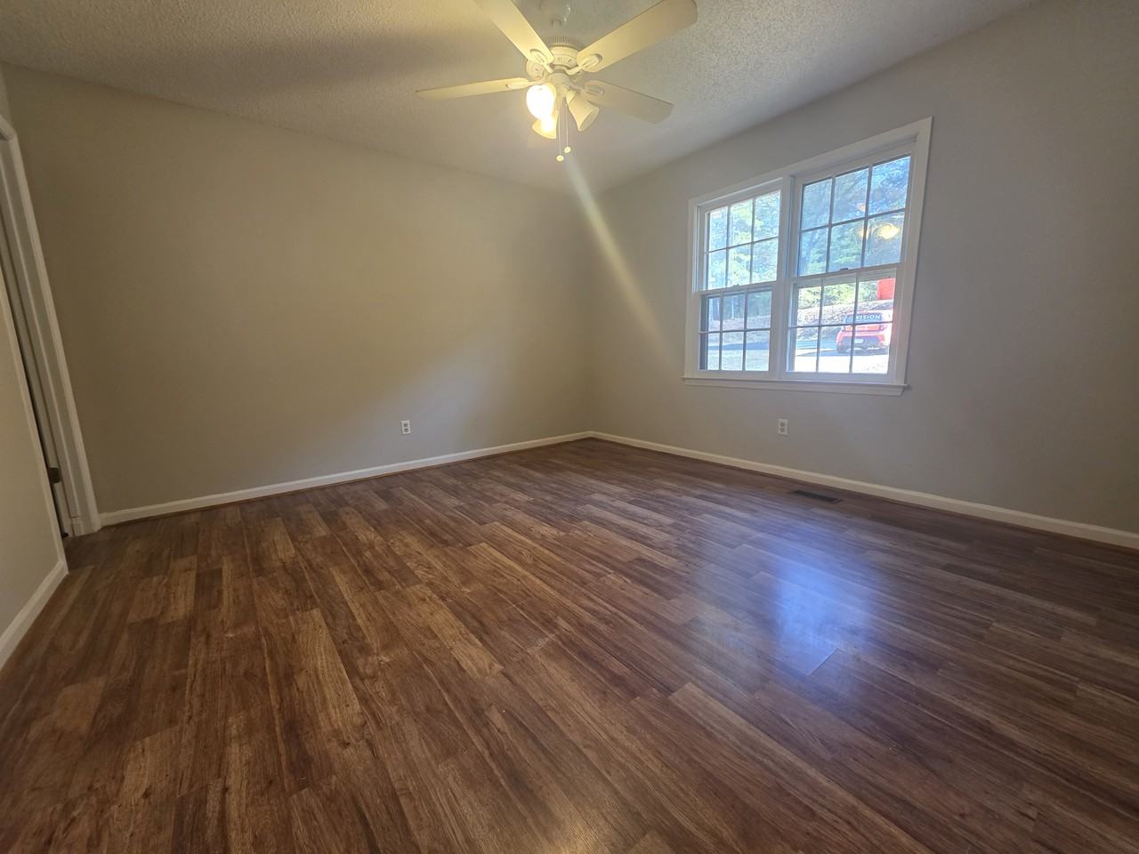 1738 Hays Mill Rd - Photo 4 of 18