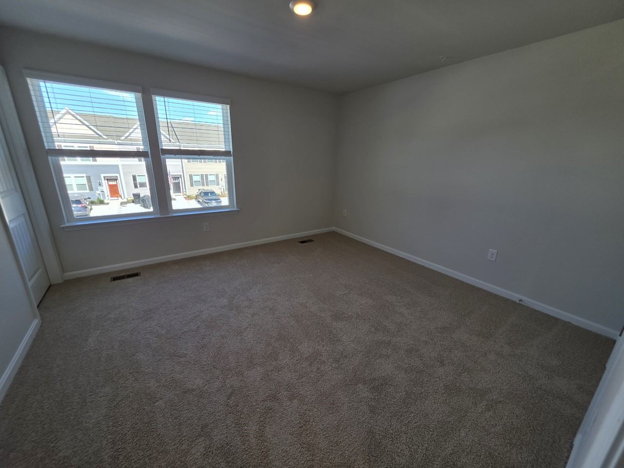 836 Mersey Ln - Photo 7 of 17