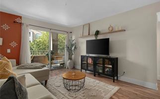 featured image of 2350 Del Mar Way