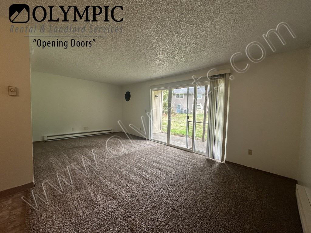 7448 Trails End Dr Se - Photo 3 of 13