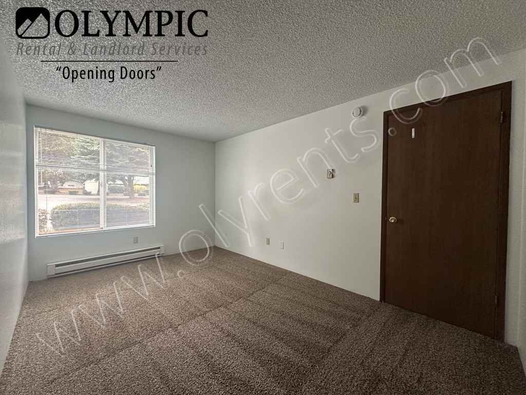 7448 Trails End Dr Se - Photo 7 of 13