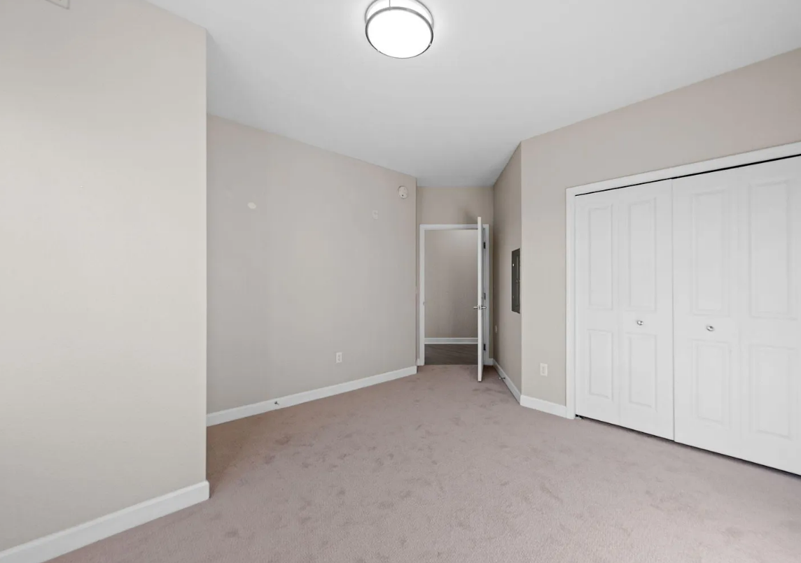 1155 Ford Rd - Photo 6 of 22