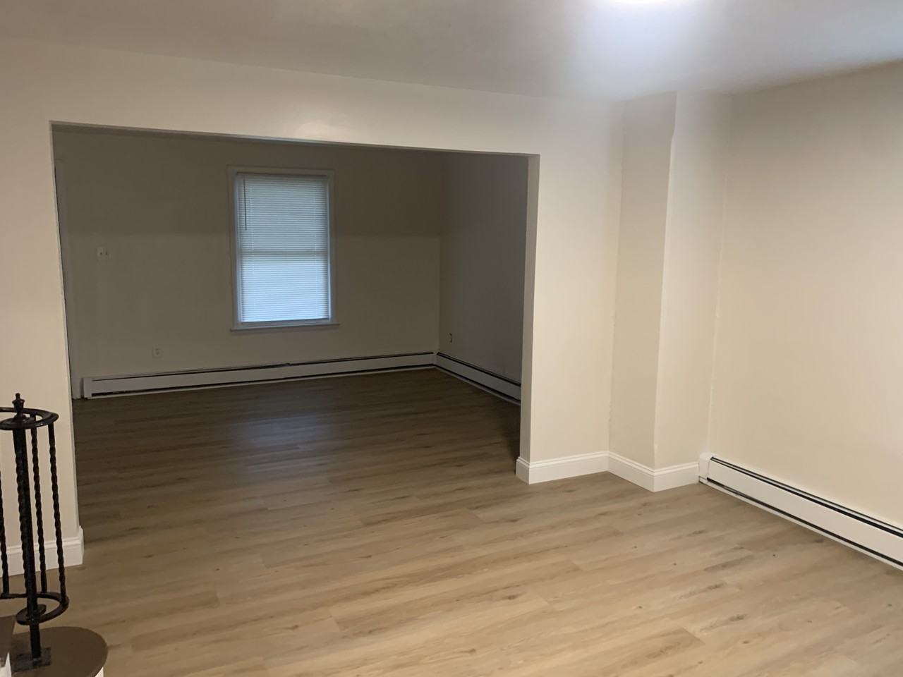 636 Belmont Street - Photo 6 of 30