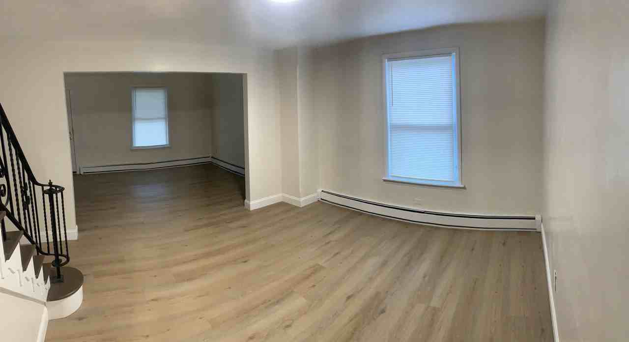 636 Belmont Street - Photo 7 of 30