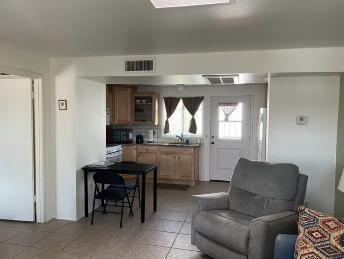 90 W Camino Manzana #B - Photo 6 of 9