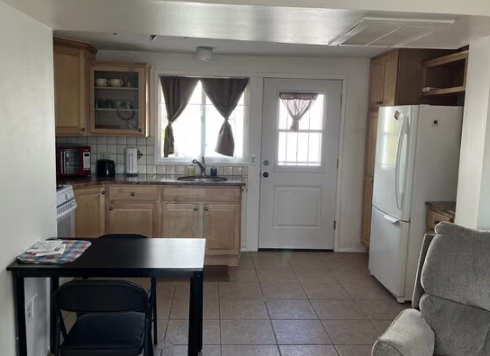 90 W Camino Manzana #B - Photo 7 of 9