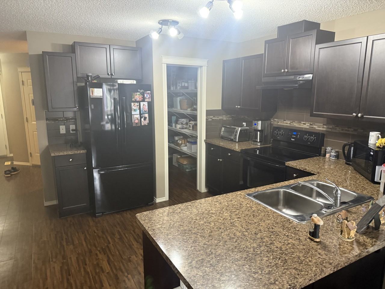 2341 Casselman Cres Sw - Photo 4 of 27