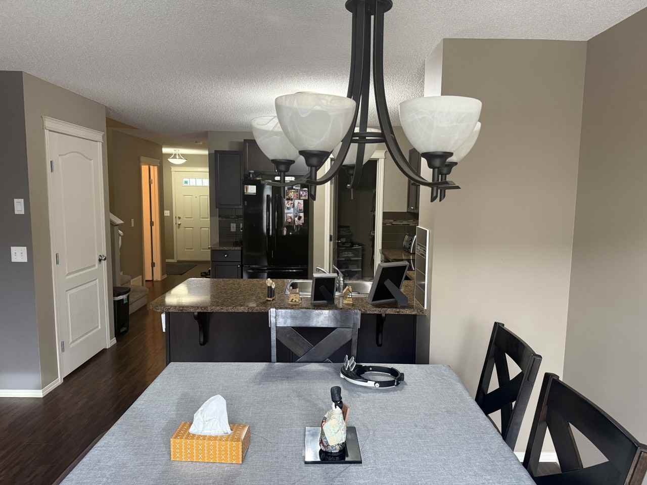 2341 Casselman Cres Sw - Photo 7 of 27