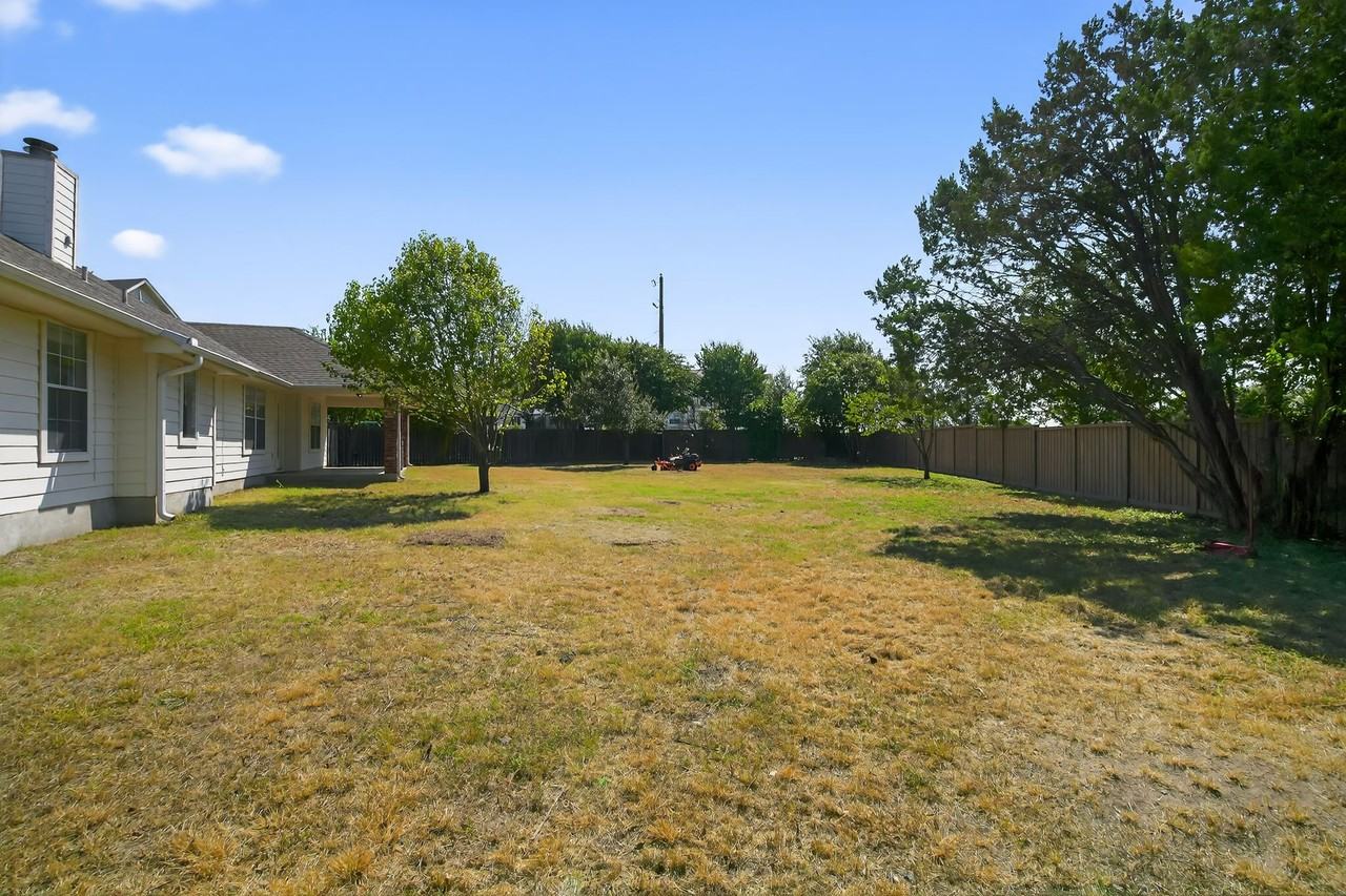 1619 Shady Hillside Pass - Photo 5 of 50